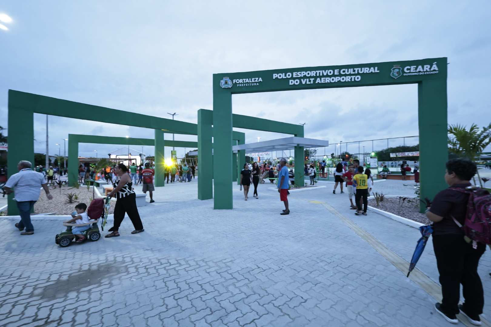 FORtaleCE: parceria entre Estado e Prefeitura entrega Polo Esportivo e Cultural do VLT Aeroporto