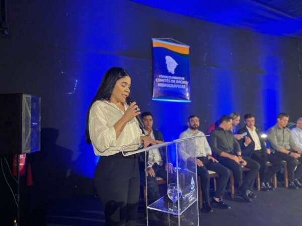 Fórum Cearense de Comitês de Bacias entrega Comenda Zaranza a 24 personalidades da gestão de recursos hídricos