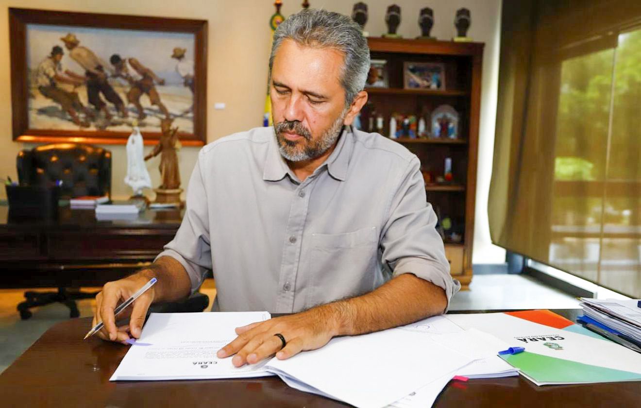 Governo do Ceará institui Programa Estadual de Apoio Humanitário ao Traslado e Sepultamento Digno