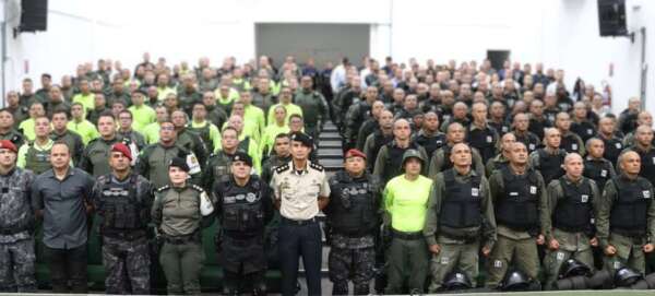 Aesp e PMCE: mais de 200 alunos iniciam cursos de formação continuada