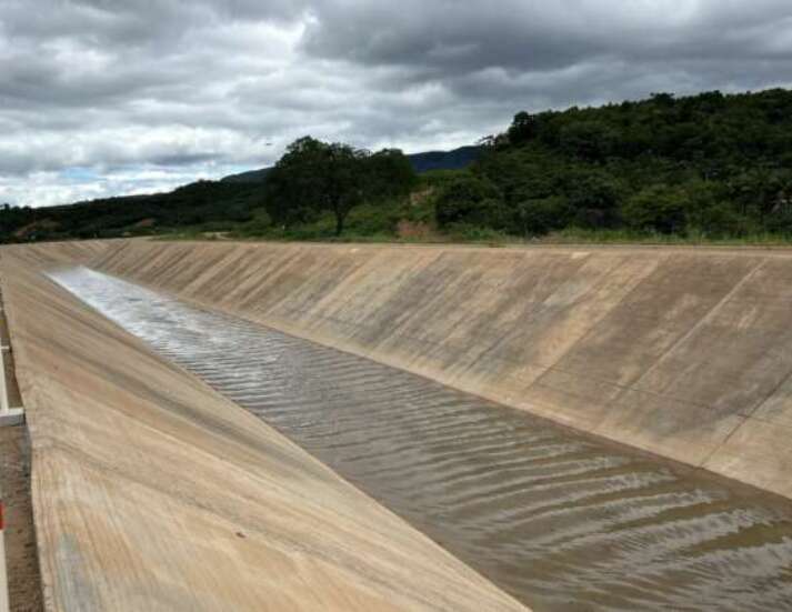 Mais 15 km do Cinturão das Águas são liberados para receber água do São Francisco