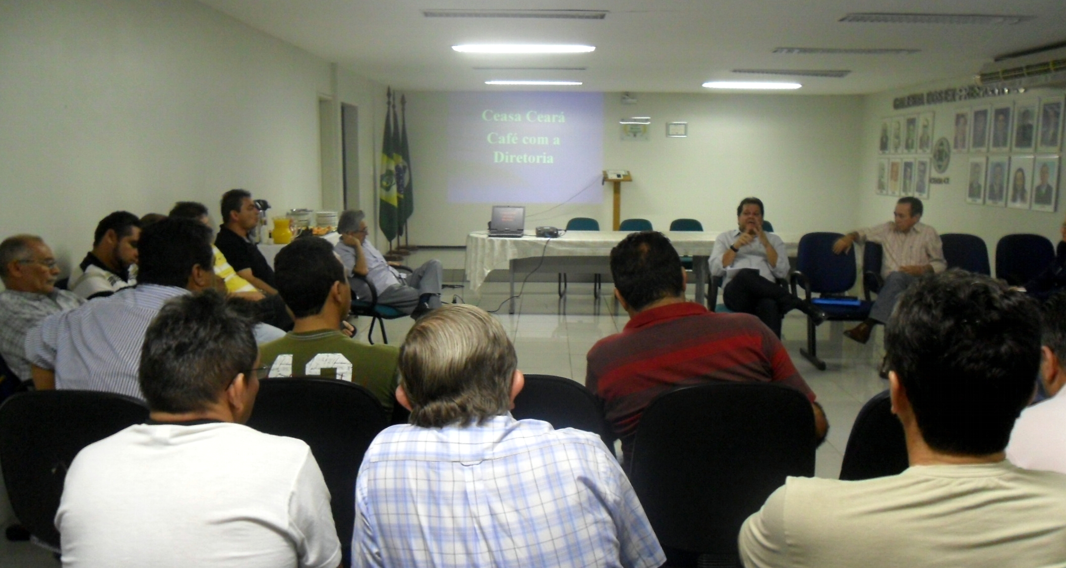 I Café com a Diretoria: encontro reúne diretoria, comerciantes, associações e sindicatos