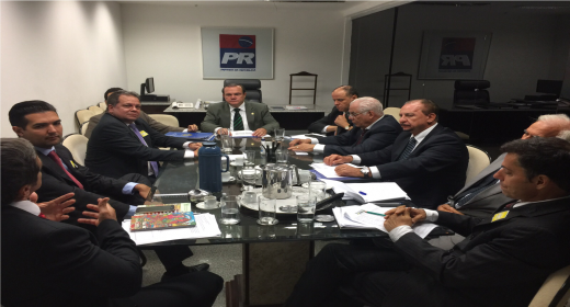 Presidente da ABRACEN/CEASA participa de reunião que institui o PLANHORT