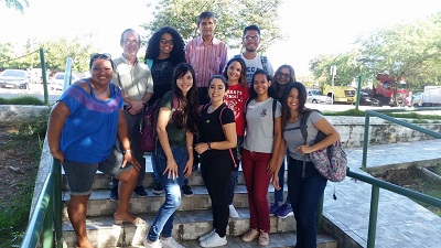 Alunos de Nutrição da UECE fazem visita técnica à Ceasa-CE
