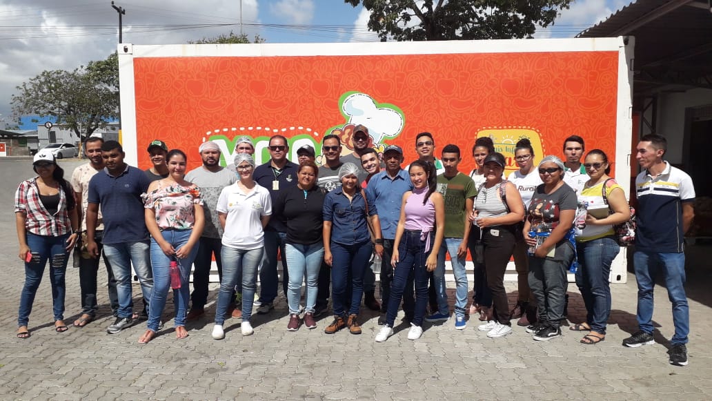 Alunos do IFCE de Sobral visitam o Mais Nutrição na Ceasa-CE