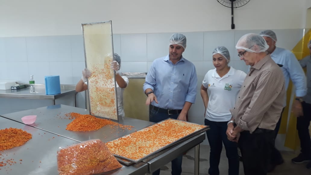 Mais Nutrição recebe visita de gerente da Ceasa-PI