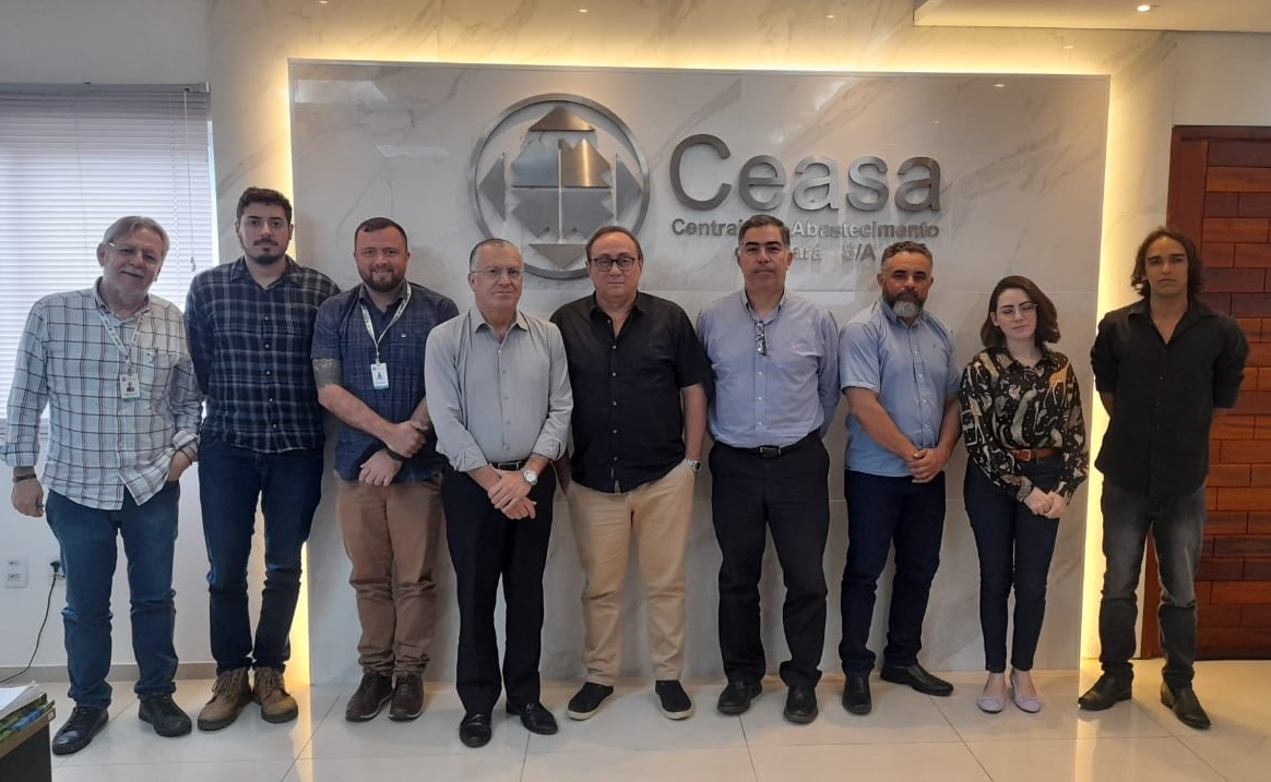 Ceasa-CE discute com Seinfra sobre implantação de energia solar nos entrepostos