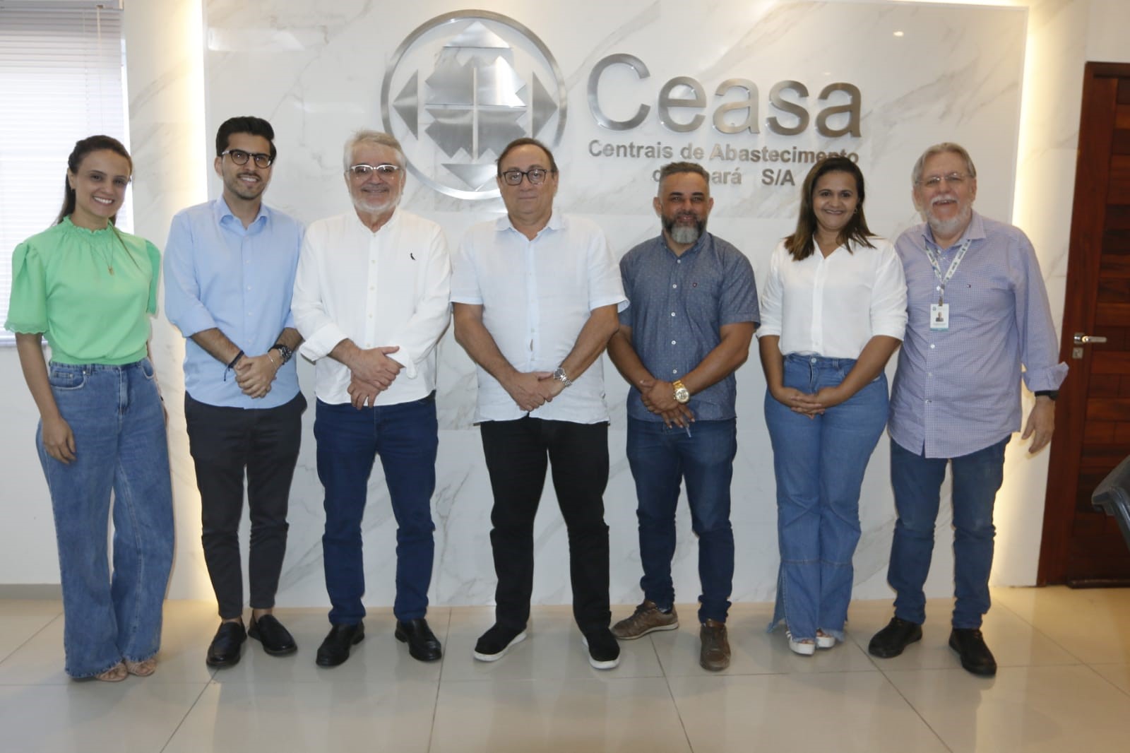 Presidentes da Ceasa-CE e do Nutec discutem projeto para controle de qualidade dos alimentos