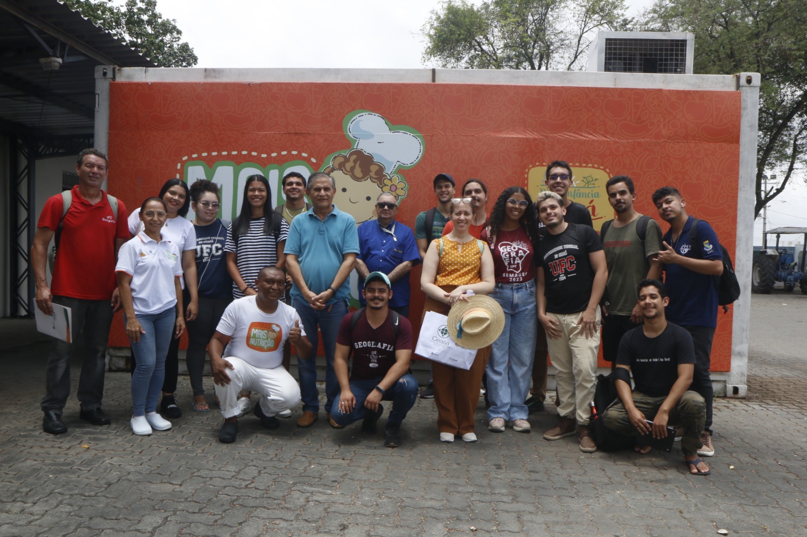 Estudantes da UFC visitam Ceasa-CE e Mais Nutrição
