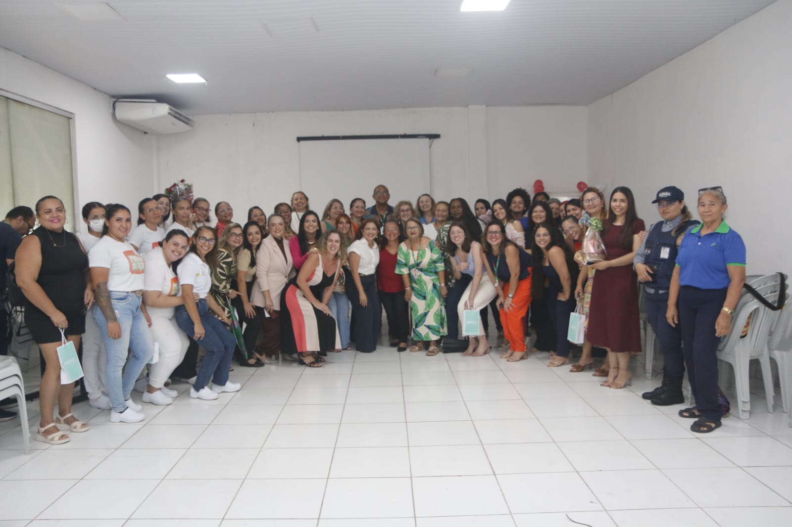 Mulheres da Ceasa-CE ganham homenagens pelo seu dia