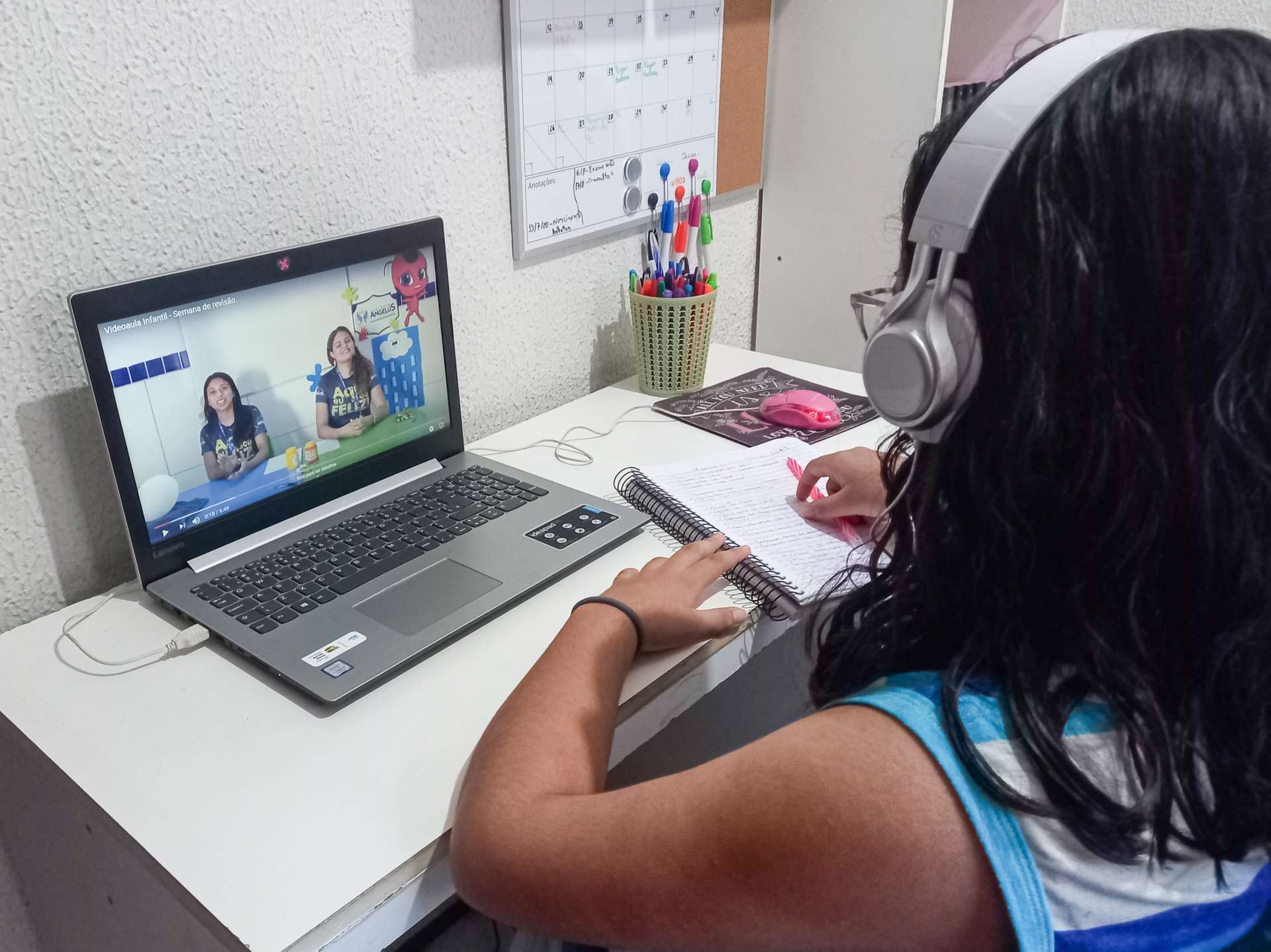 Pais têm direito de escolha assegurado sobre modalidade de aula – remota, presencial ou híbrida