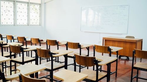 Consed: situação da Covid em cada estado deve orientar suspensão de aulas presenciais