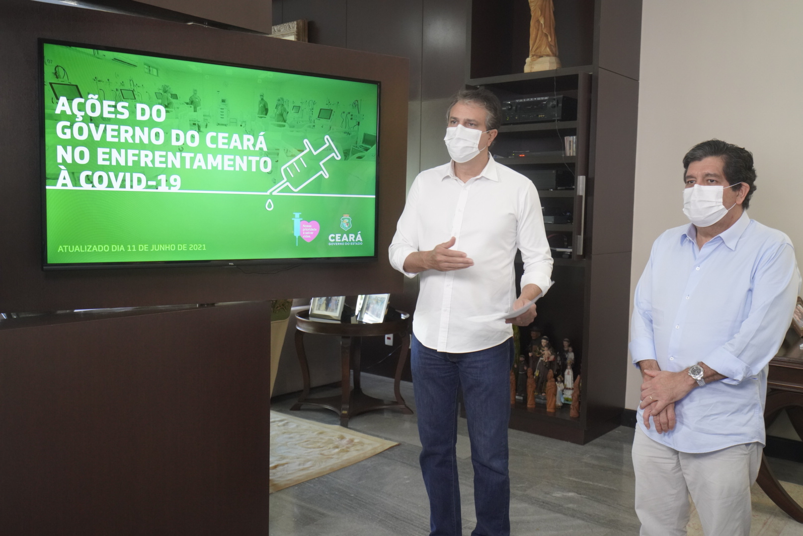 Novo decreto autoriza retorno presencial para escolas de Ensino Médio