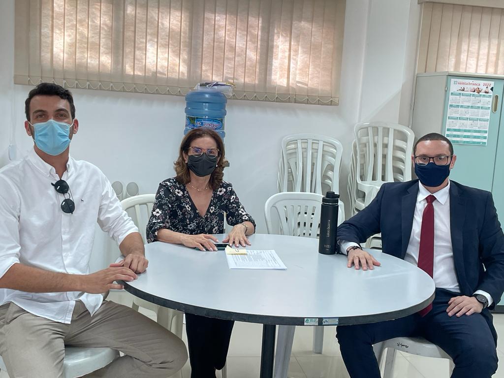 CEE firma acordo com AEPC para agilizar regularização de escolas privadas do Cariri