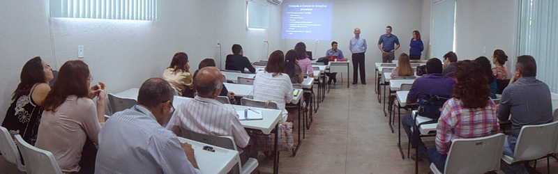 Articuladores de Controle Interno Preventivo participam de capacitação em contratos
