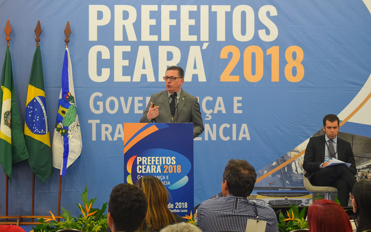Secretário da CGE palestra sobre Ouvidoria durante Seminário Prefeitos Ceará 2018