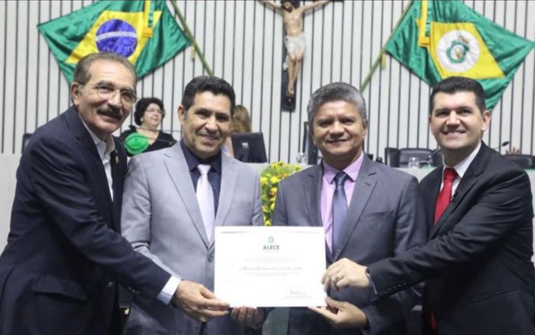 Alece realiza solenidade em homenagem ao Dia do Ouvidor