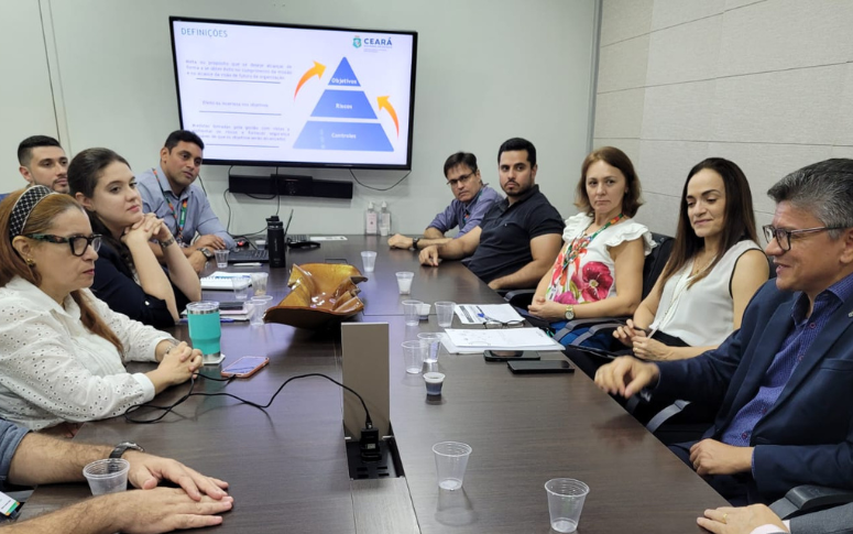 CGE firma compromisso para a realização de consultoria em gestão de riscos na Secretaria da Saúde