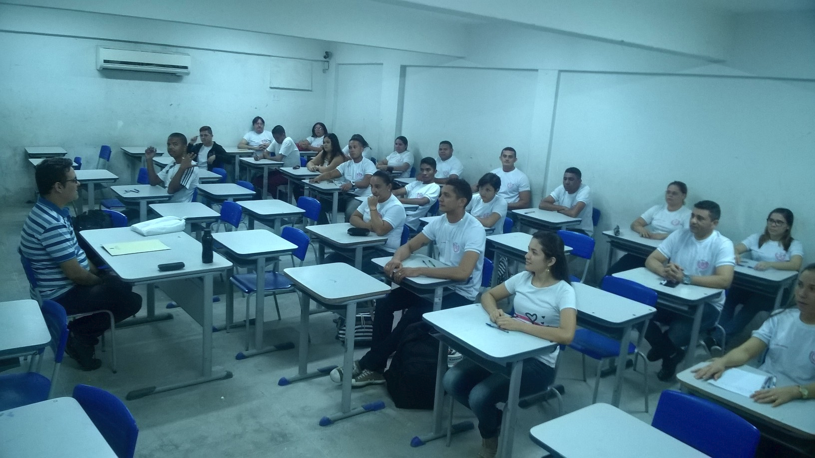 CMCB – ABRE 35 VAGAS PARA A EDUCAÇÃO DE JOVENS E ADULTOS