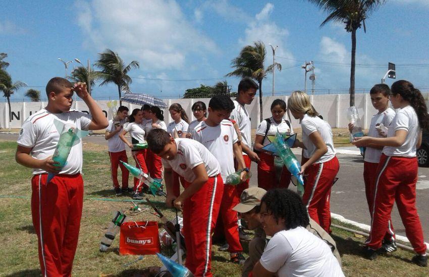 CMCB – Alunos do Colégio Militar do CBMCE lançam foguetes a mais de 100 metros