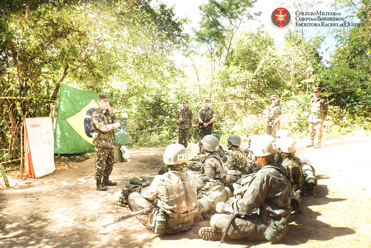 Alunos da EsIM/10ª RM do CMCB participam do acampamento de instrução militar em Penedo