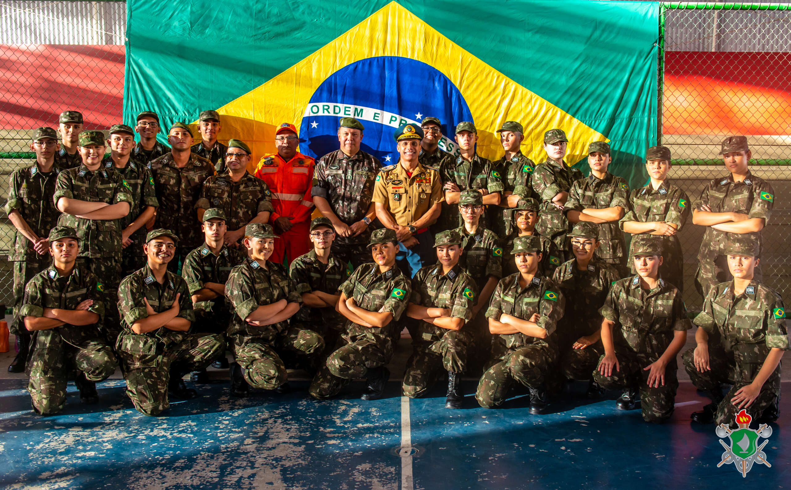 Alunos da EsIM participam de formatura de Incorporação