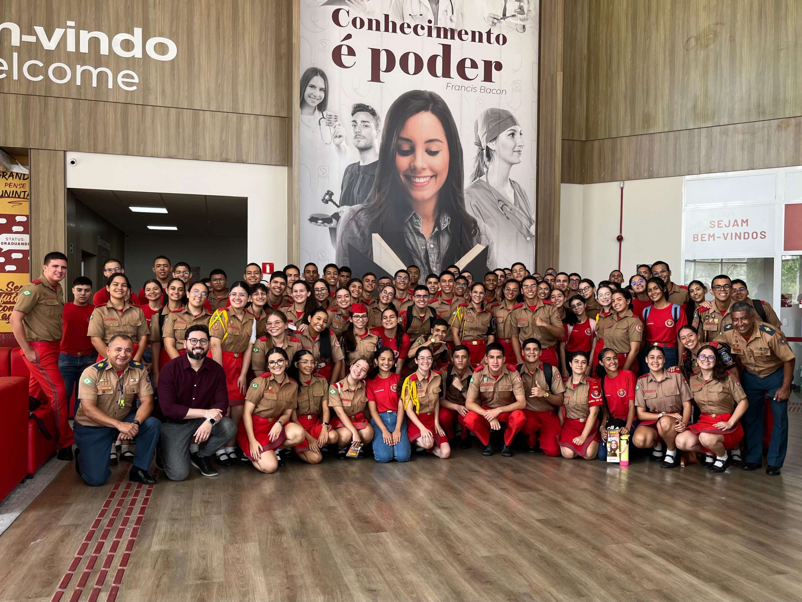 Alunos do 3º ano visitam o Centro Universitário Inta (Uninta)