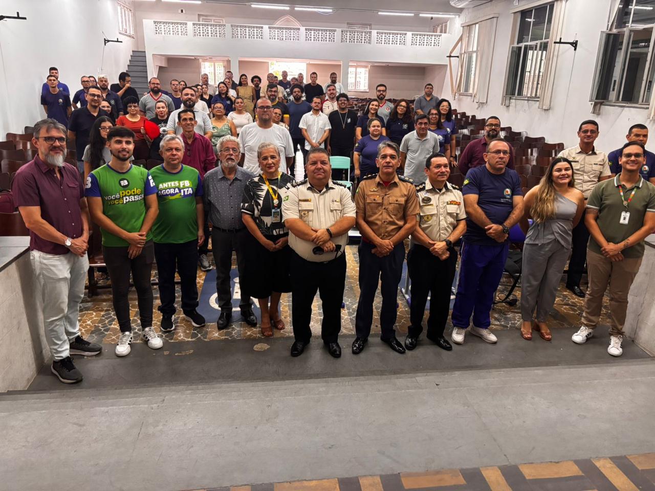 Colégio dos Bombeiros sedia primeiro seminário sobre ensino de alto rendimento