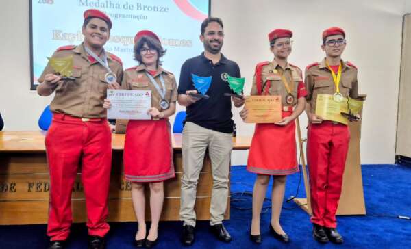 Colégio dos Bombeiros conquista ouro na Olimpíada Cearense de Informática