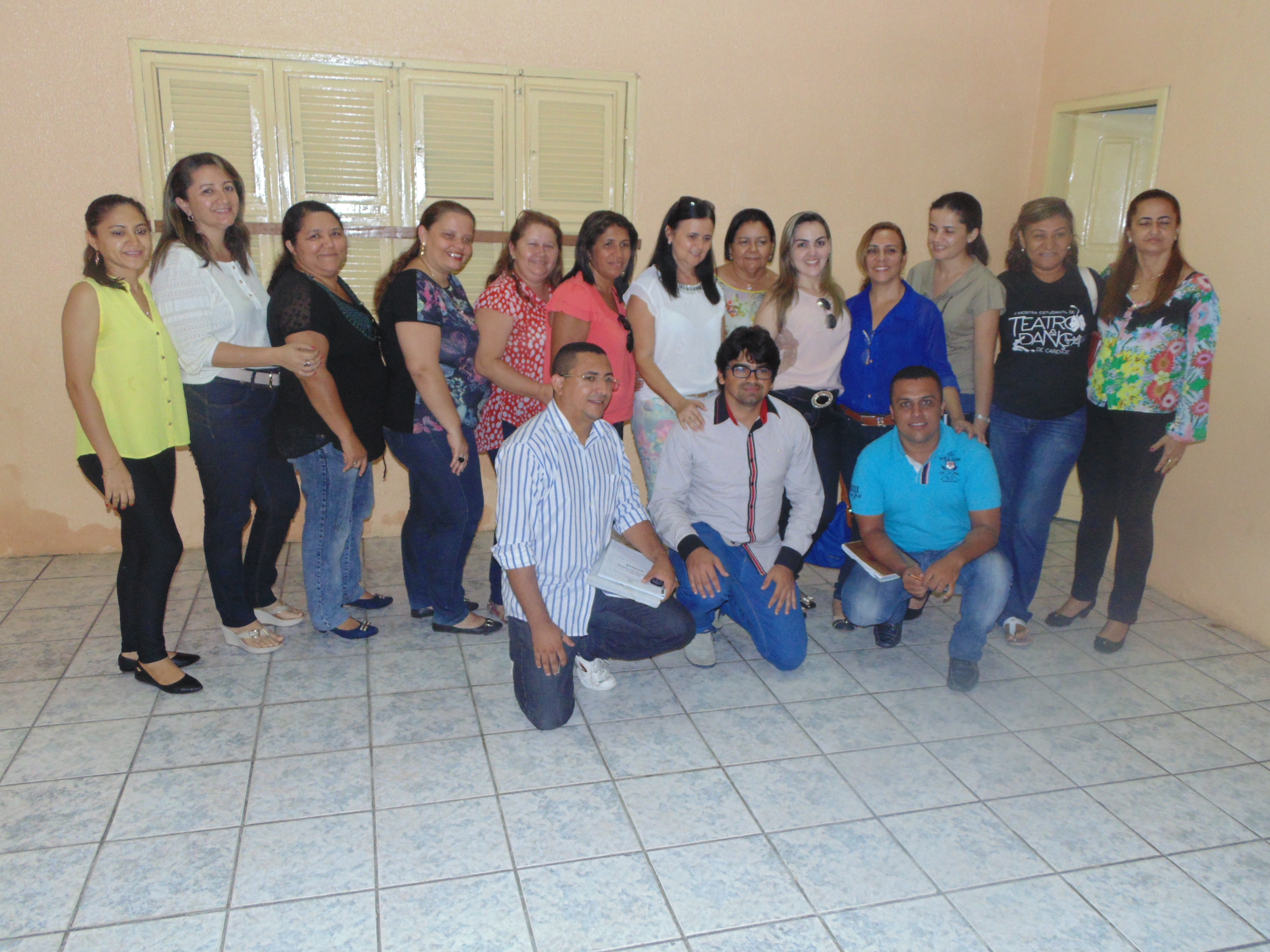 Equipe da 7ª Crede reúne-se com prefeita de Caridade