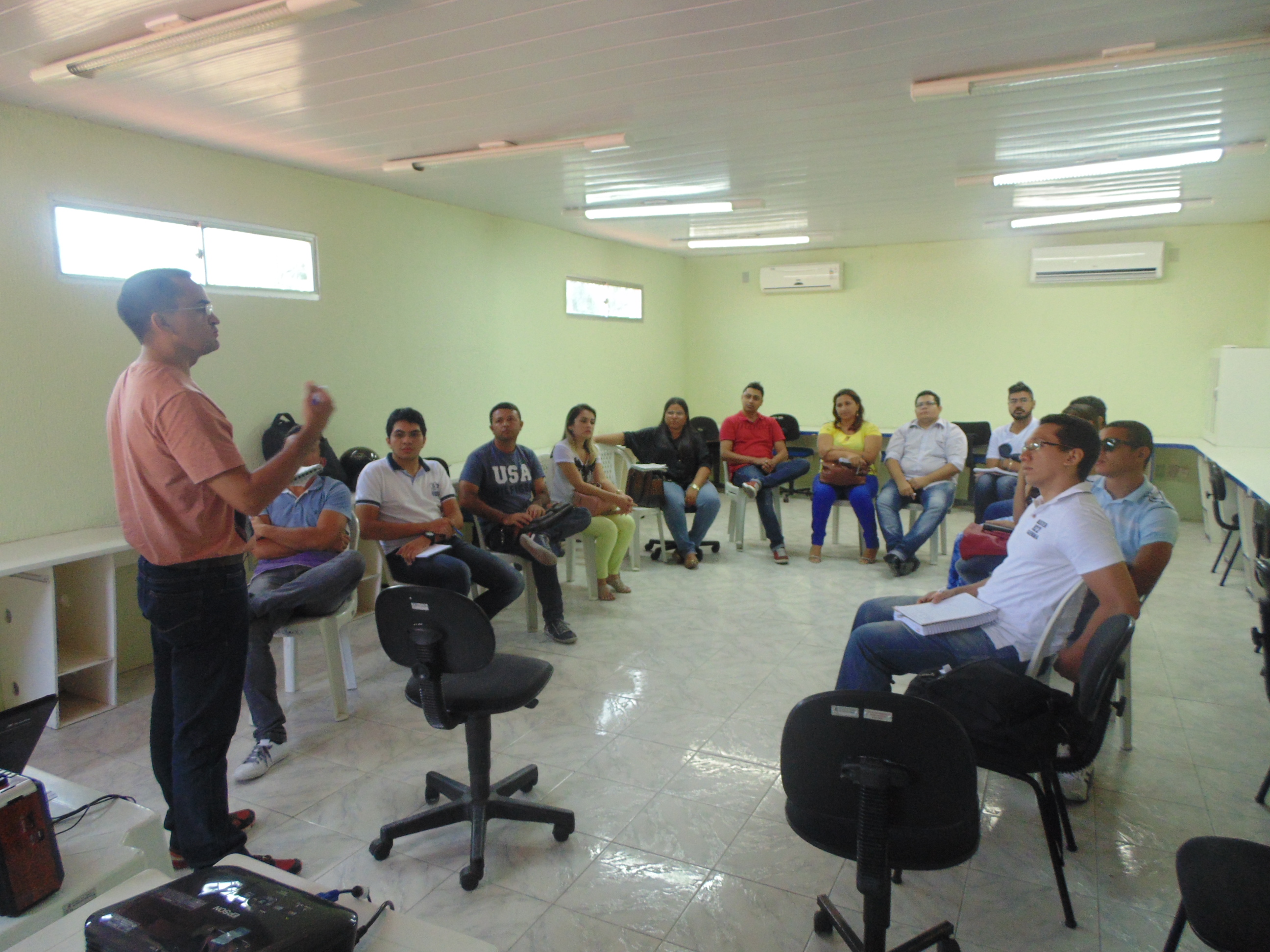 NTE da Crede 7 promove formação para os professores dos Laboratórios de Informática
