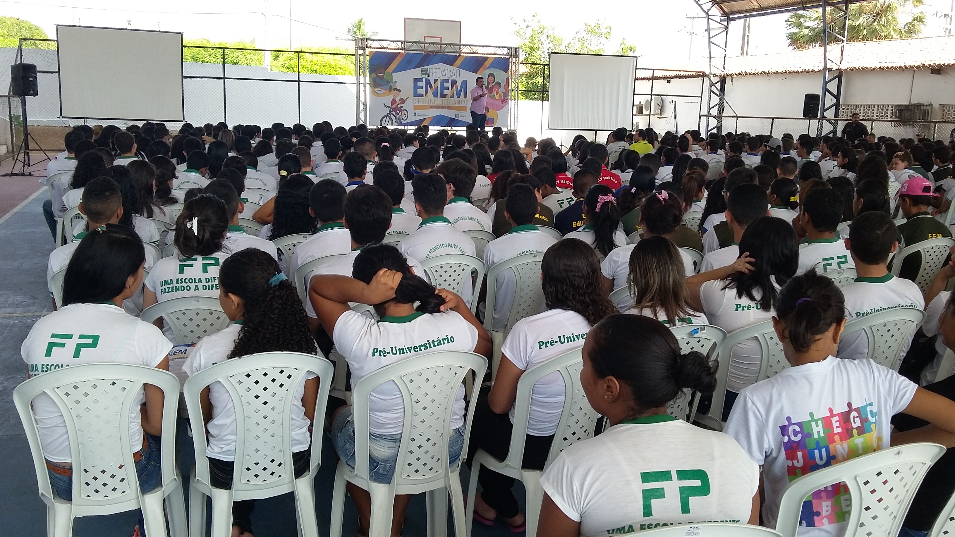 Aulão de Redação para o ENEM fortalece preparação dos estudantes da CREDE 7