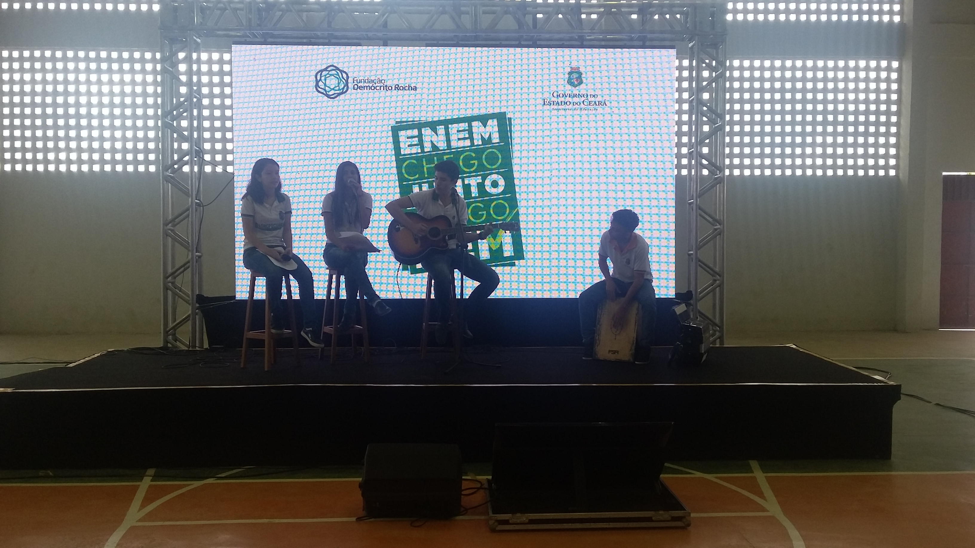 Estudantes da CREDE 7 participam de Aulão e Palestra  do ENEM Chego Junto Chego Bem!