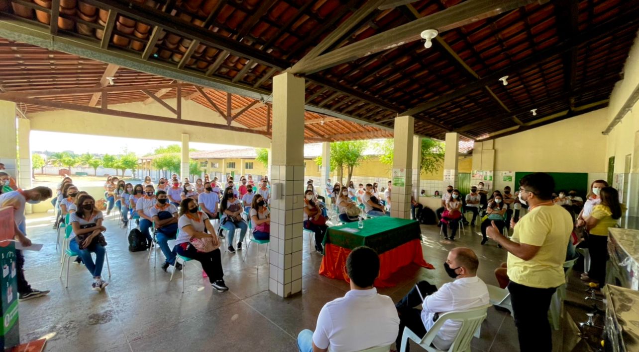 7ª CREDE acompanhou o retorna às atividades presenciais da EEMTI Capelão Frei Orlando