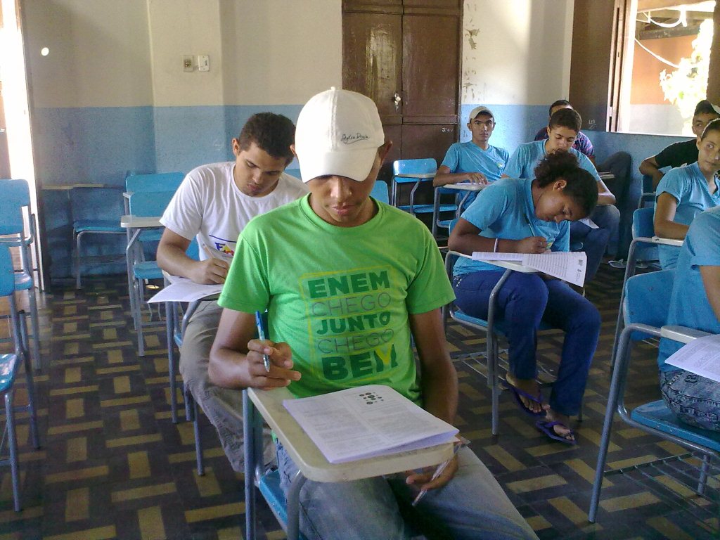 ESCOLAS DO MACIÇO DE BATURITÈ REALIZAM SIMULADO SEDUC ENEM 2012