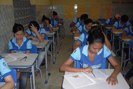 Alunos de 2ª e 3ª séries, das Escolas Públicas Estaduais, iniciam neste dia 7 o Simulado Enem/Seduc.
