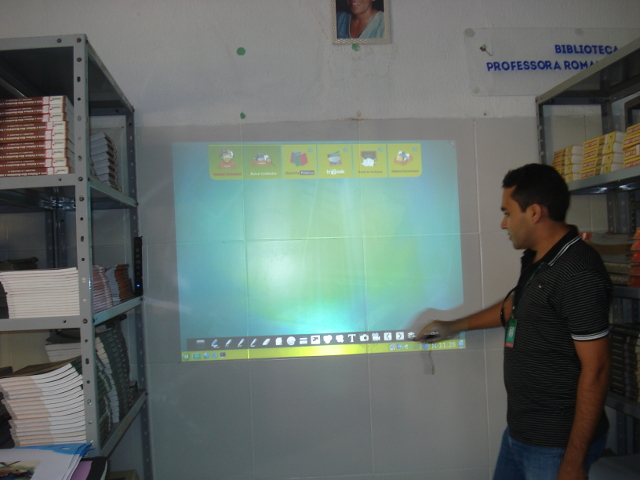 LOUSA DIGITAL JÁ INTEGRA AS TECNOLOGIAS NAS NOSSAS ESCOLAS