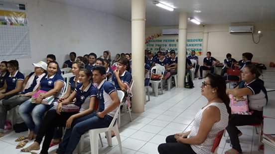 A EEM. GOVERNADOR MANOEL DE CASTRO FILHO REALIZOU PALESTRA SOBRE O DIA DA CONSCIÊNCIA NEGRA