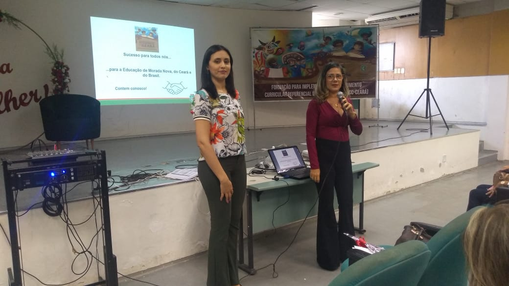 CREDE 10 – FORMAÇÃO DOS GESTORES PARA A REFORMULAÇÃO DOS PPPS DAS ESCOLAS COM BASE NO DCRC EM MORADA NOVA