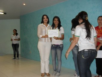 EEEP MANOEL MANO CERTIFICA EMPRESAS LOCAIS