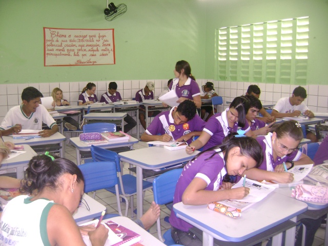 Ciclo de Palestras do ENEM 2012 da EEFM Maria Júlia Fialho em Indepedência