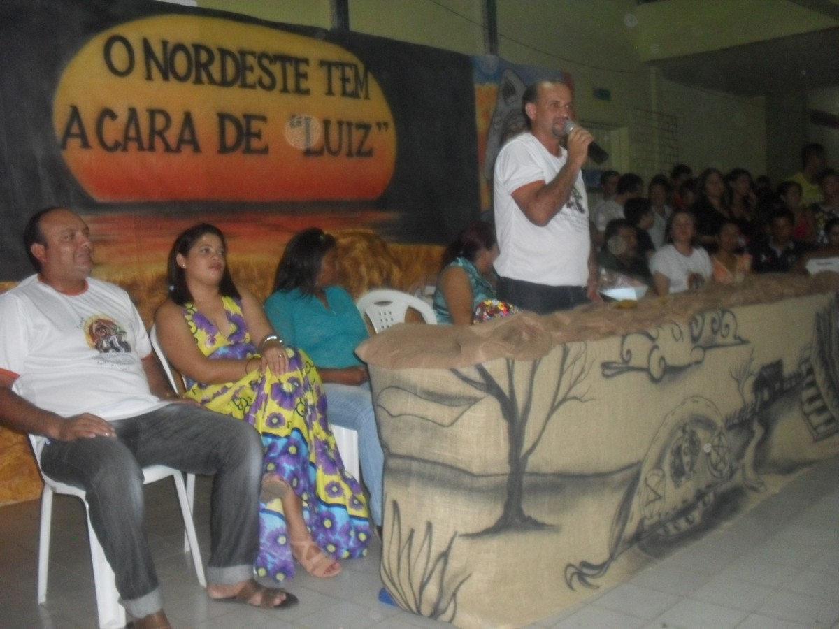 Exponsição Cantando a Cultura do Povo Nordestino  da EEM Luiza Timbó em Tamboril