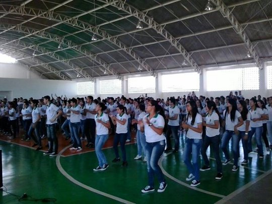 A EEEP Manuel Abdias Evangelista de Nova Russas Participou do Dia do Desafio com 384 Pessoas na Modalidade Dança