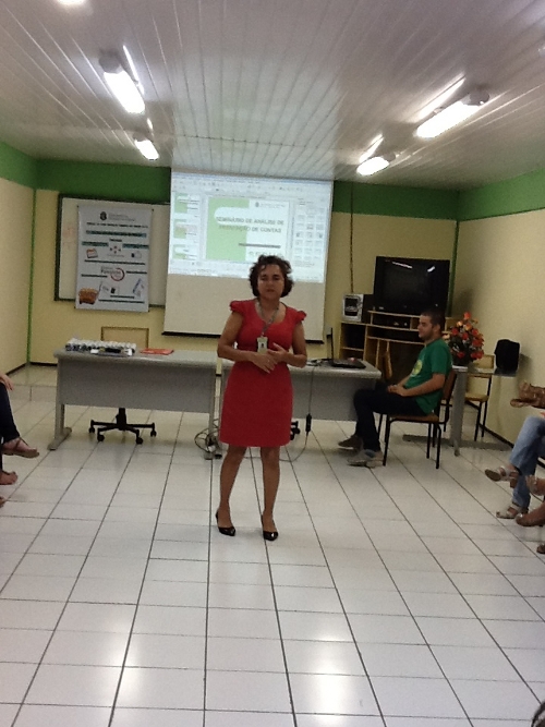 CREDE DE SENADOR POMPEU ORIENTA ESCOLAS SOBRE PRESTAÇÃO DE CONTAS – SENADOR POMPEU-CE