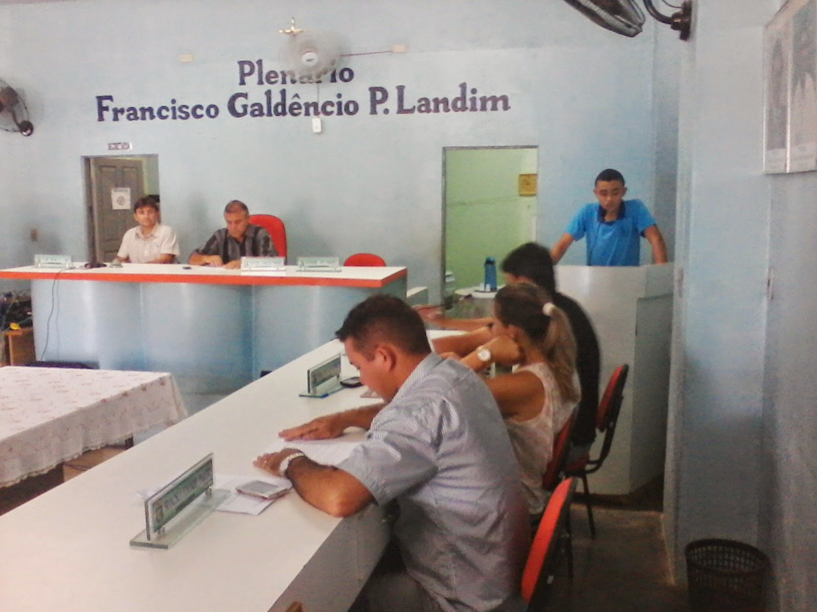 Alunos da Escola Profissional Plácido Aderaldo Castelo visitam a Junta Comercial do Estado do Ceará -Senador Pompeu – CE
