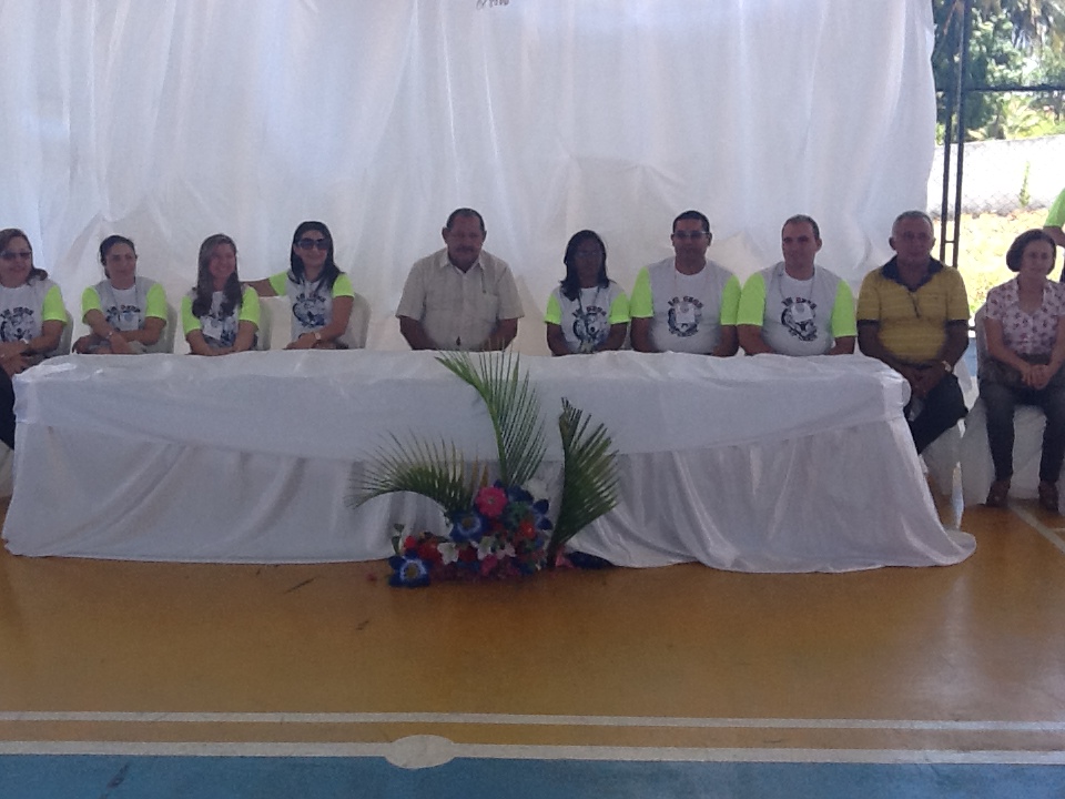 ALUNOS DO CURSO DE CARPINTARIA DA E.E.E.P. ANTONIO RODRIGUES DE OLIVEIRA DE PEDRA BRANCA VISITAM FEIRA DE MOÓVEIS EM FORTALEZA – SENADOR POMPEU – CE