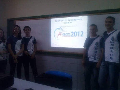 EEM Marechal Castelo Branco realiza Seminário ENEM 2013 com alunos de 3º ano