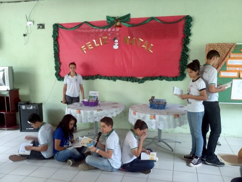 EEEP de Senador Pompeu em espirito Natalino