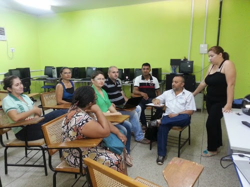 EEM Joaquim Josué da Costa realiza Formação para Professores