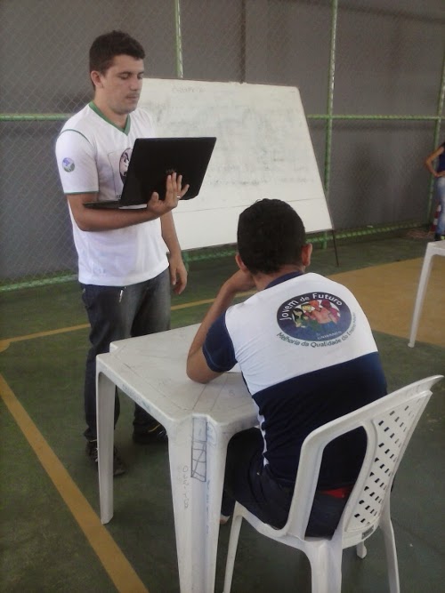 Gincana de Biologia na Escola Joaquim Josué da Costa
